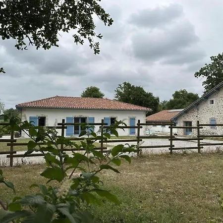 Quilleret Ferienhaus Haut-Mauco