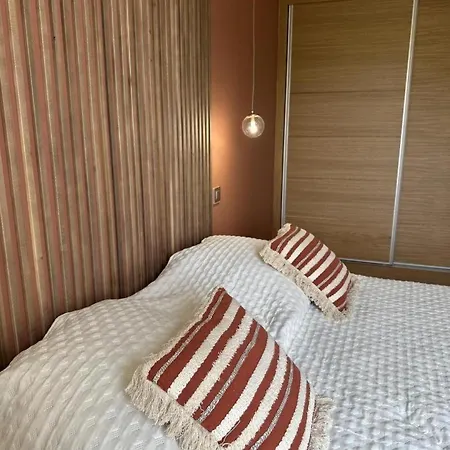 Holiday home Quilleret Haut-Mauco