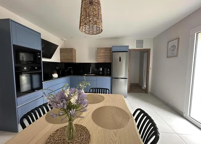 Nyaraló Quilleret *